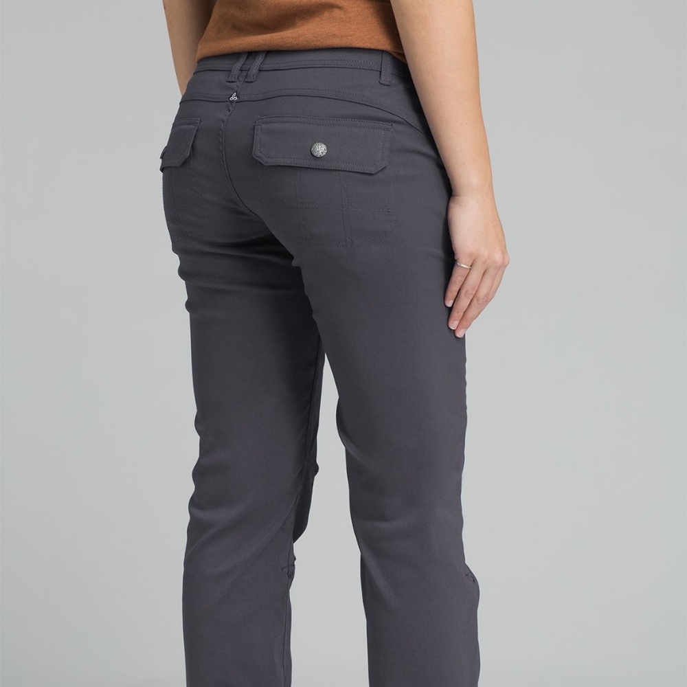 PrAna Halle pant, size 4 short, coal (dark grey)